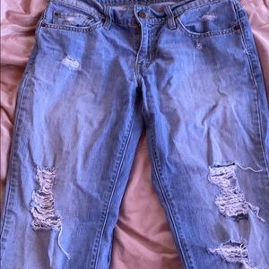 Levi 513 distressed boyfriend jeans